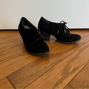 Dr. Scholl’s Cheer Lace Up Booties